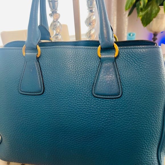 Prada Vitello Daino Tote/Handbag Colbalto Blue - Picture 5 of 13